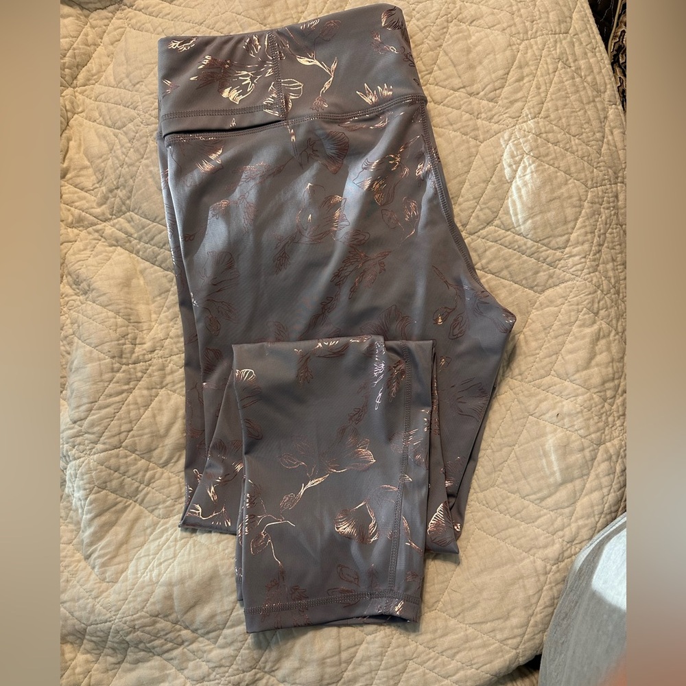 Tail Tennis Leggings - XXL - NWOT